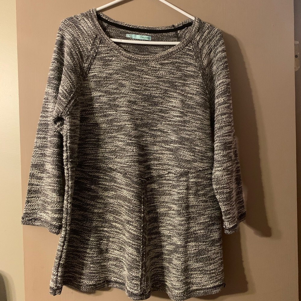 Maurices sweater